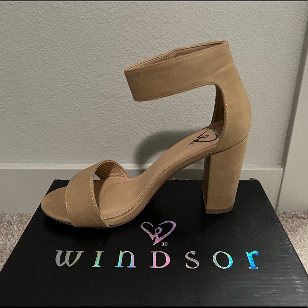 Block heels - Picture 2 of 3